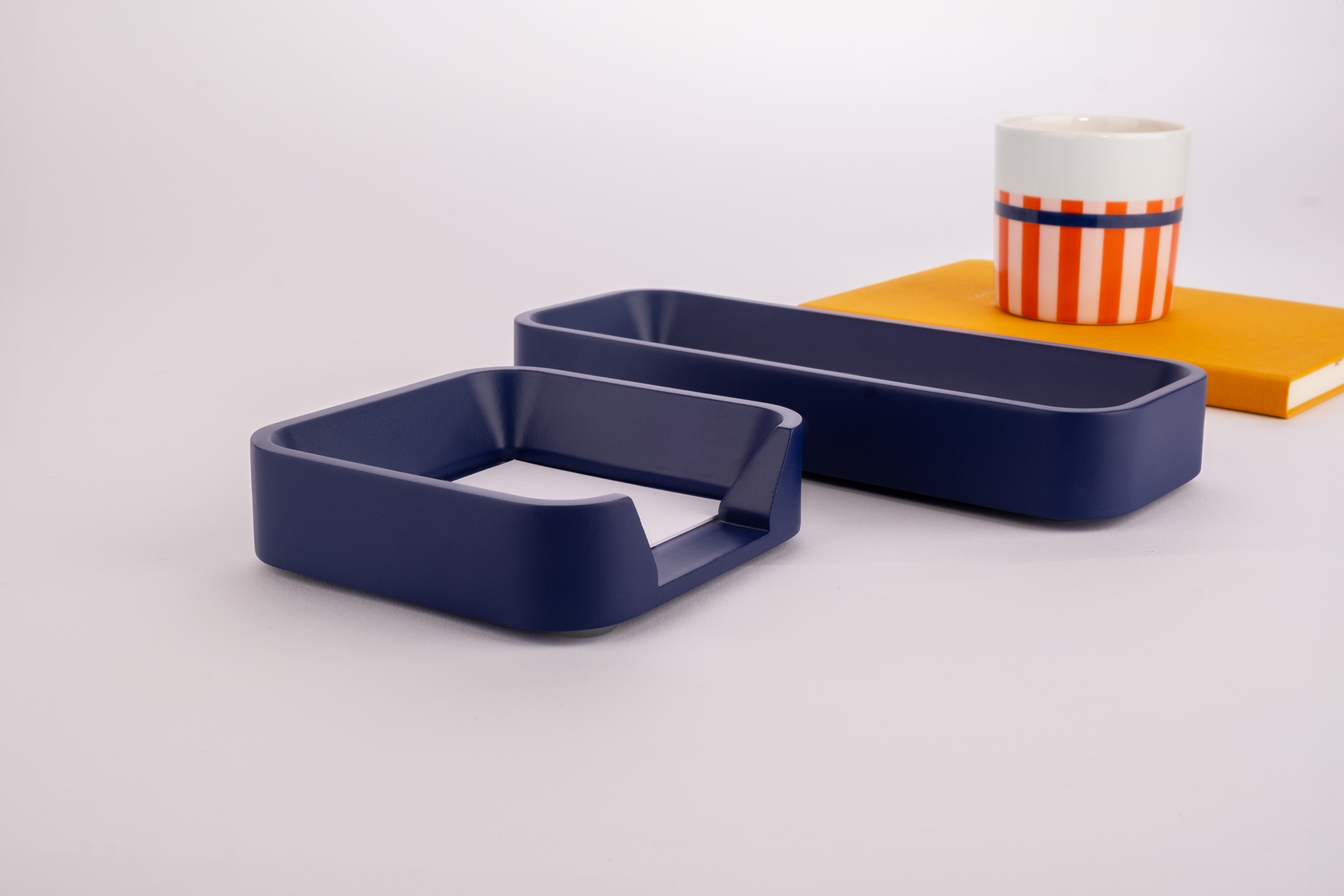 סט מנהלים מעץ בעיצוב מודרני לשולחן מאורגן | כחול