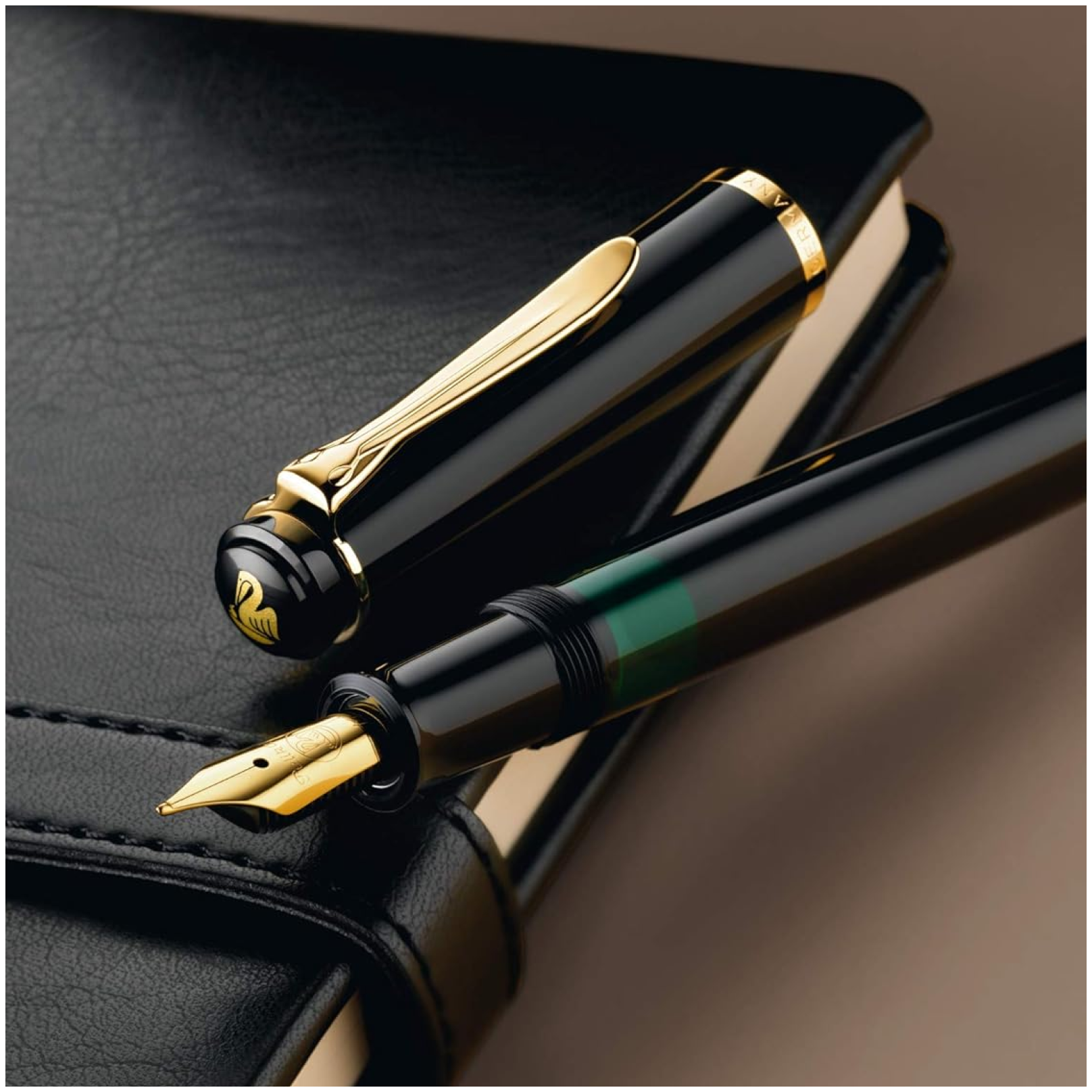 עט נובע יוקרתי חום מרבל | Pelikan Classic M200