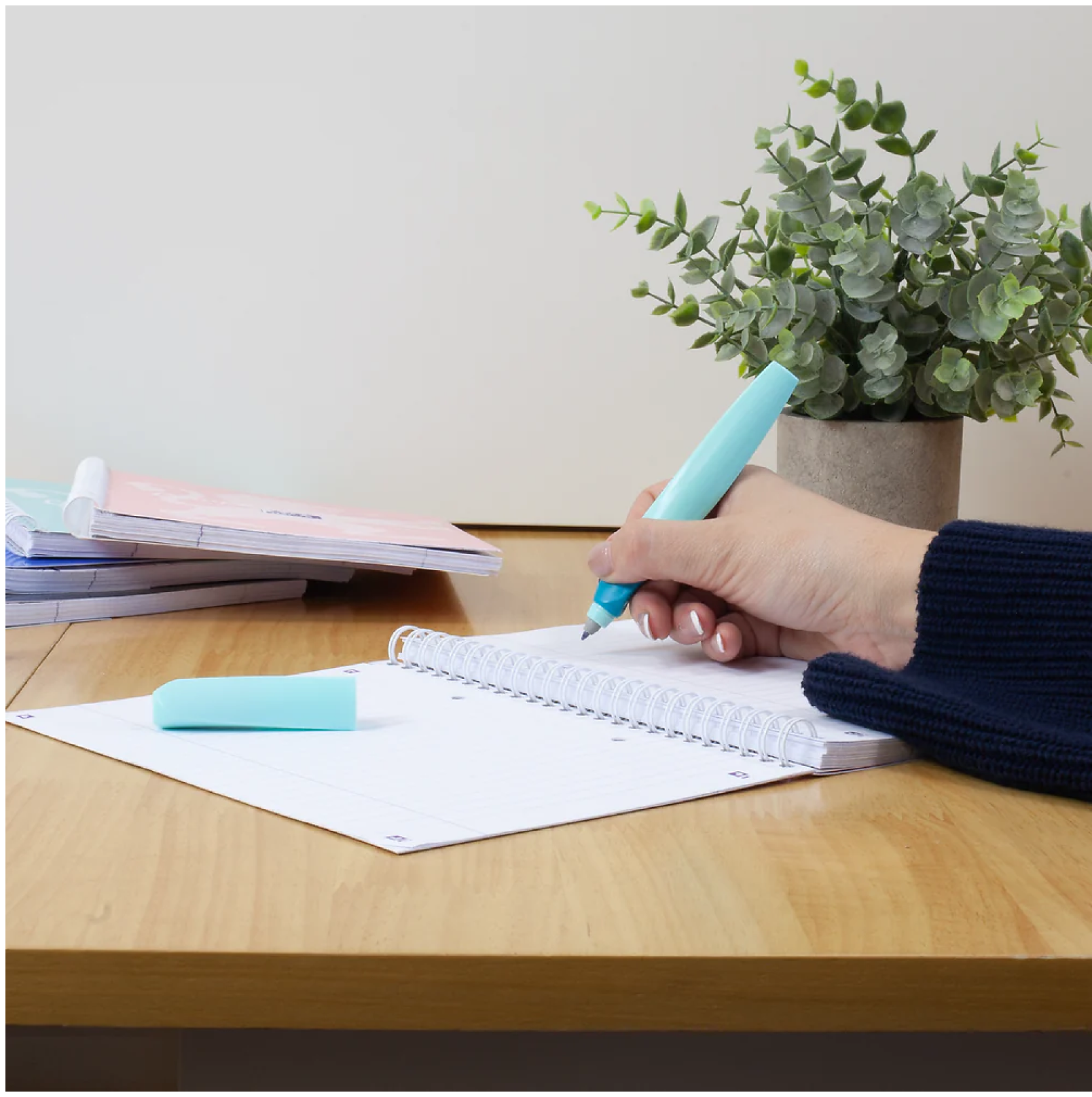 עט רולר ירוק מנטה | PELIKAN TWIST NEO MINT