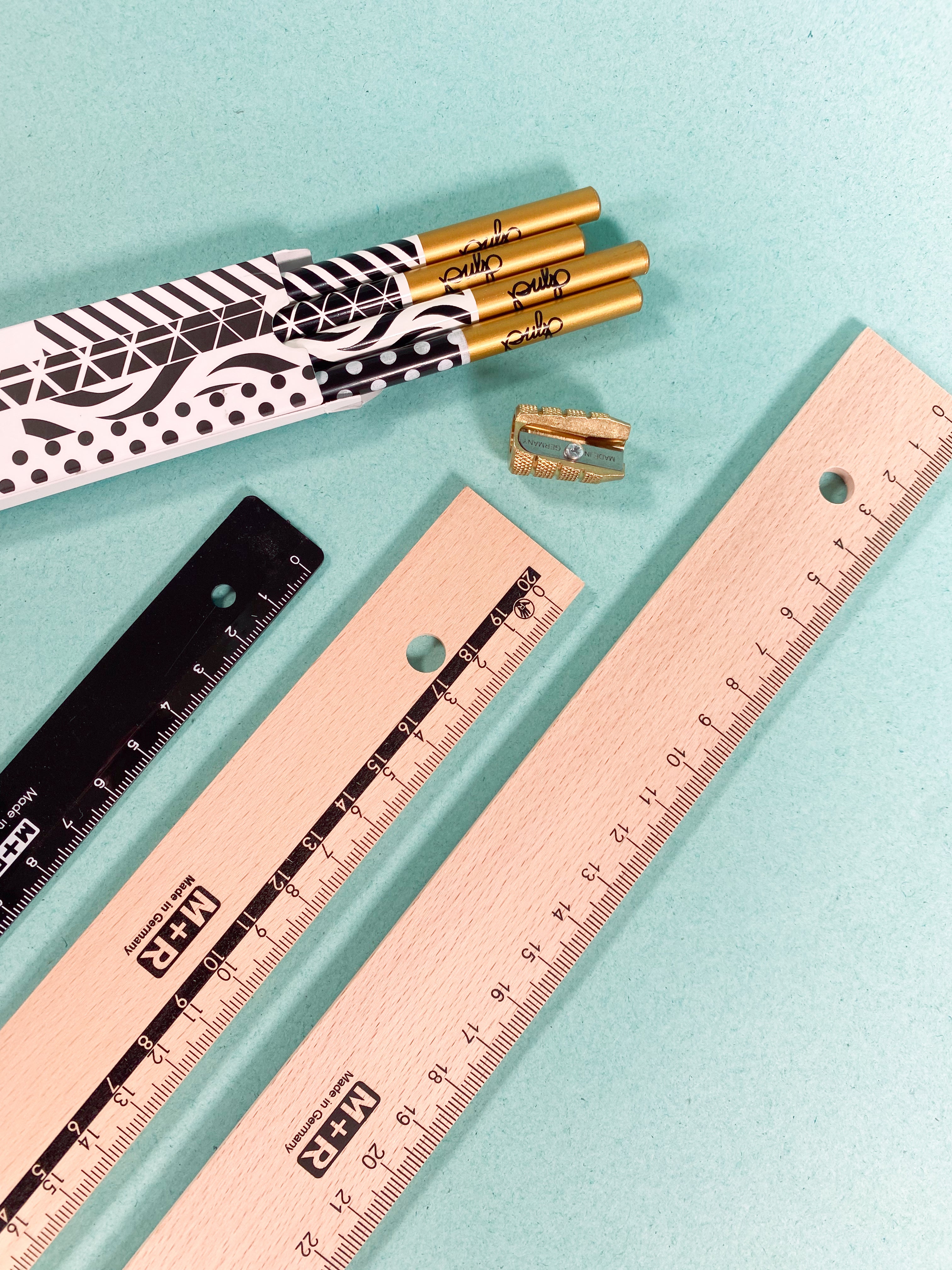 ישר כמו סרגל - מארז למודדים