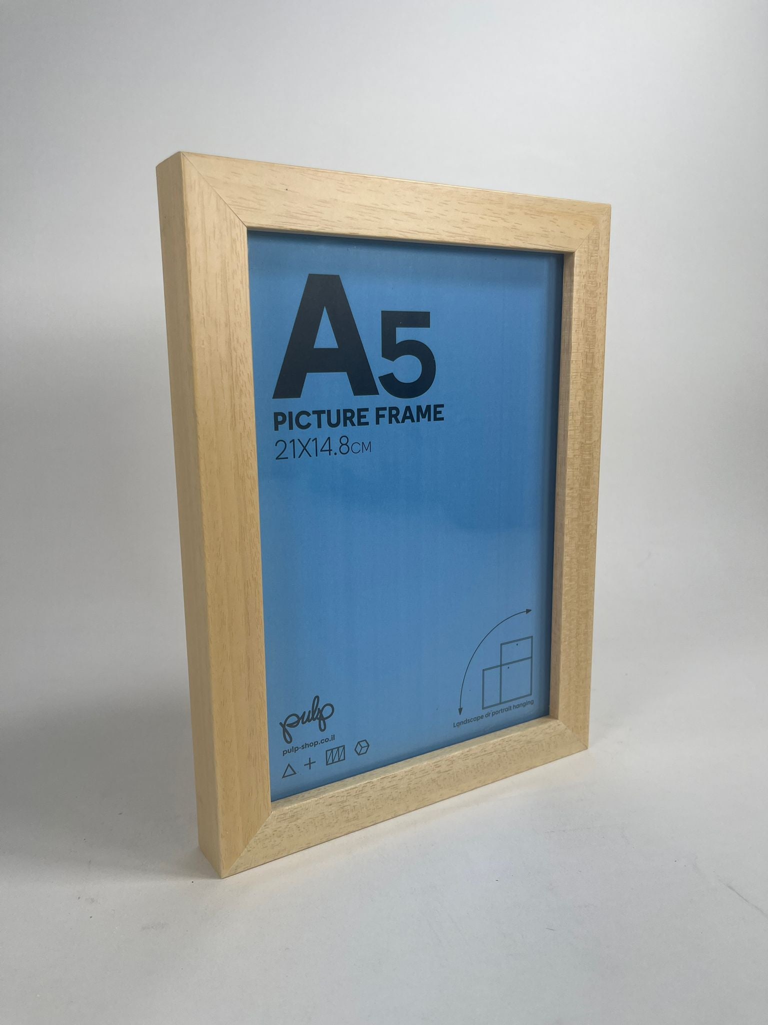 מסגרת עץ לתמונה בגודל A5 בצבעים לבחירה