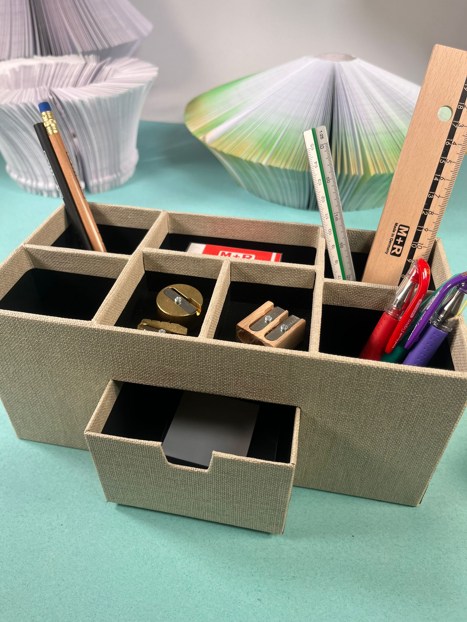 אורגנייזר שולחני מקרטון- דגם ונדלה