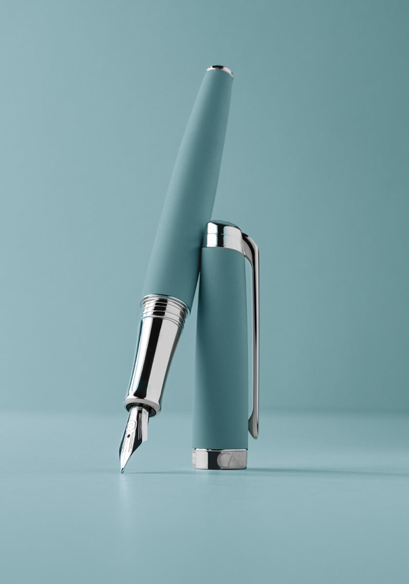 סט יוקרתי של עט נובע וקסת דיו | Caran D'Ache Leman