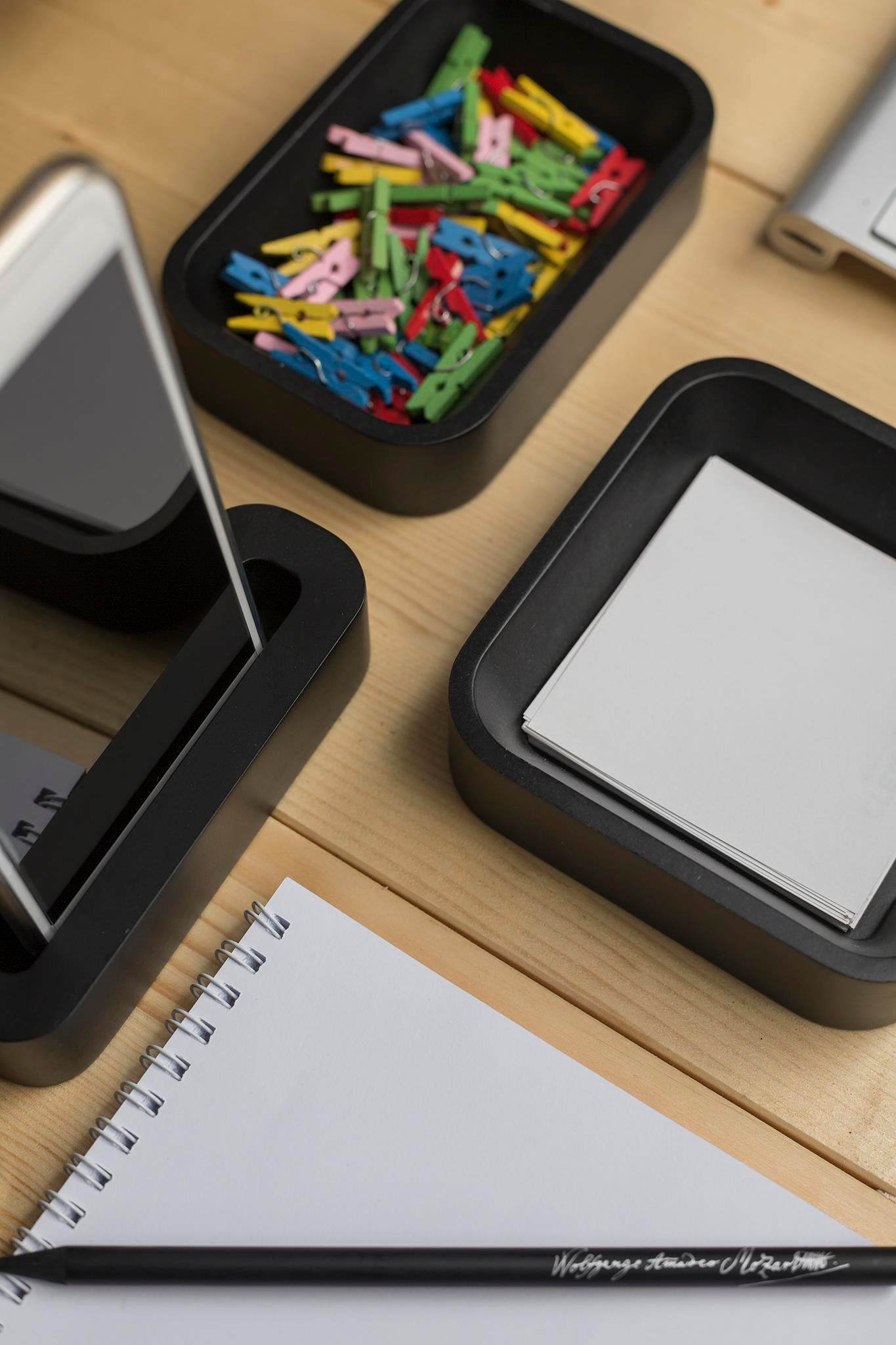 סט מנהלים מעץ בעיצוב מודרני לשולחן מאורגן | שחור