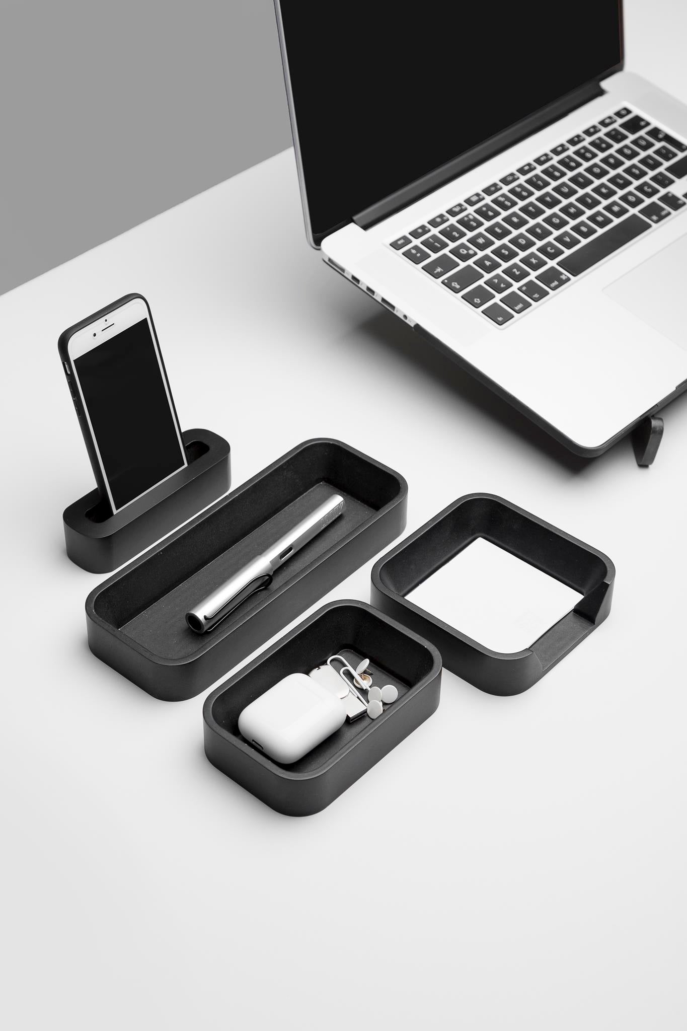 סט מנהלים מעץ בעיצוב מודרני לשולחן מאורגן | שחור