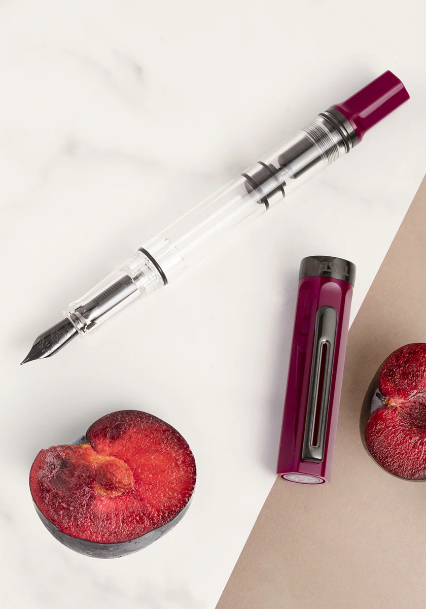 עט נובע סגול שזיף | TWSBI ECO Plum w/Oynx