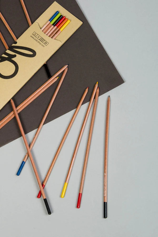 ערכת צביעה של המאיירת טליה דריגס - חוברת צביעה +עפרונות+מחדד פליז