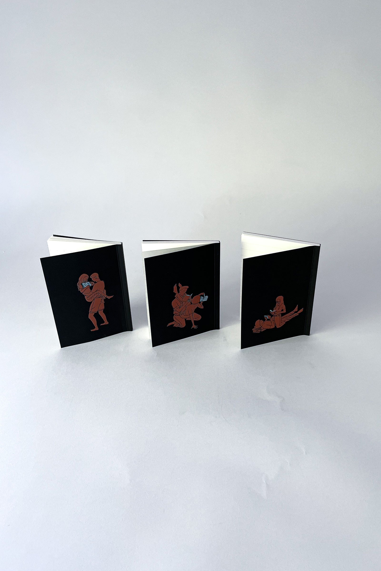 מחברת A6 | מאייר יזהר כהן | LOVE OF READING