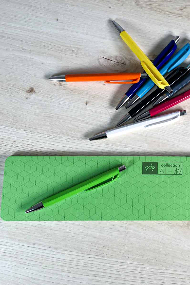 פד למקלדת - בלוק ממו תליש מותאם להנחה למרגלות המקלדת