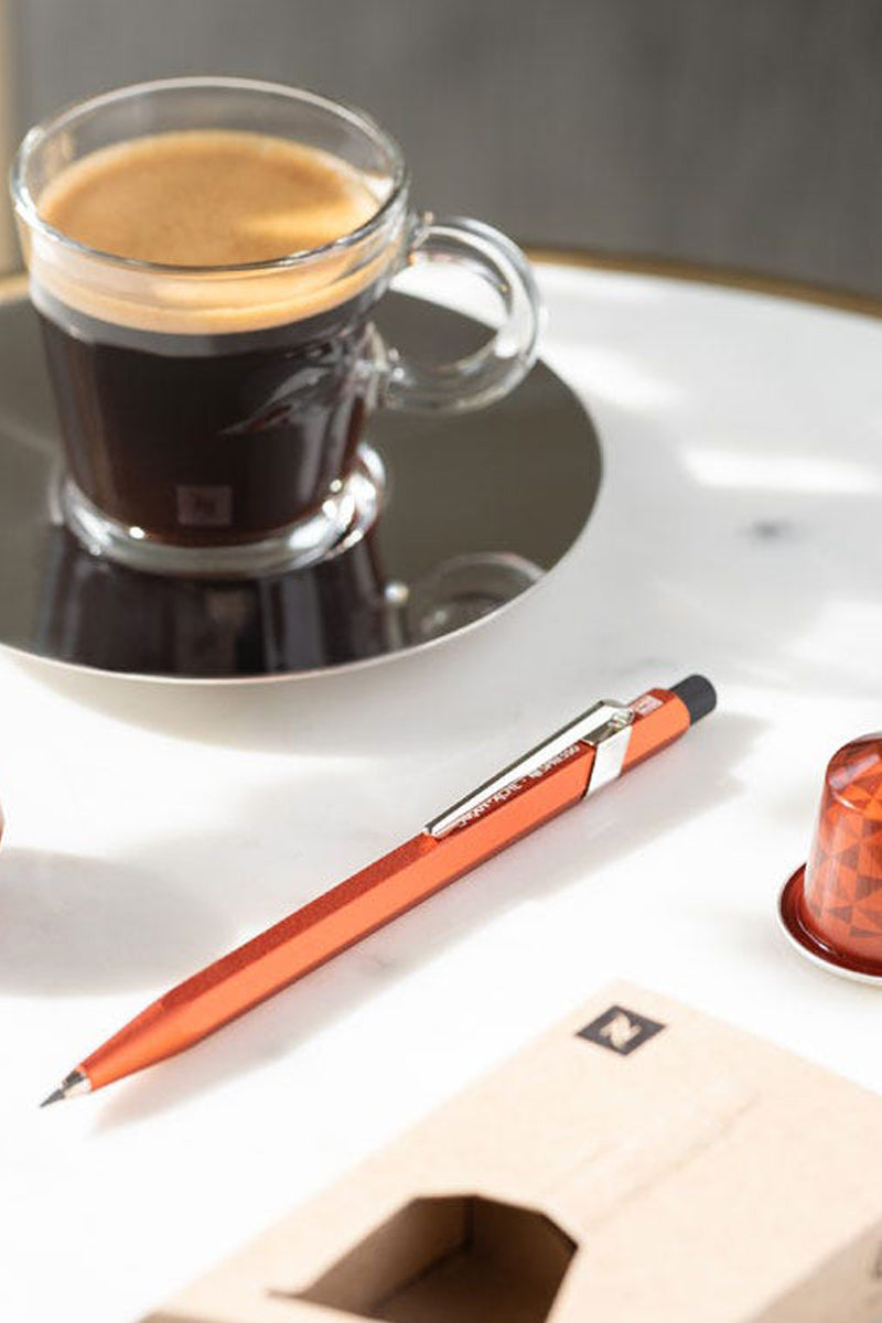 עיפרון ממוחזר מקפסולות | 2 מ"מ של קרנדאש בשיתוף נספרסו - Caran d'Ache