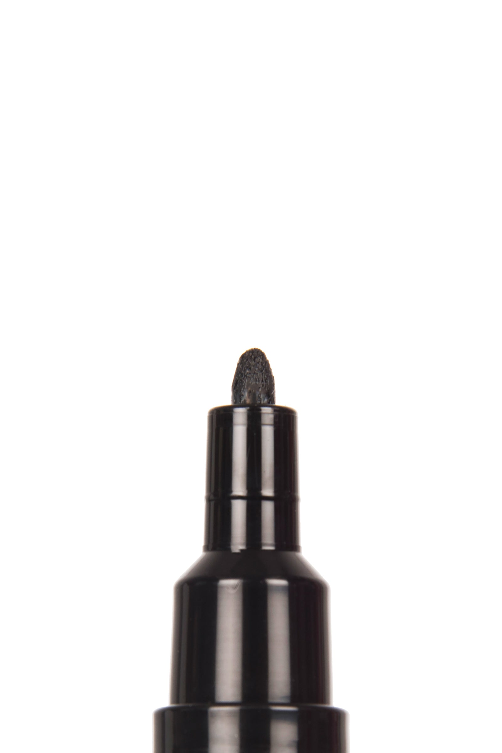 posca by uniball - 3M - סט 8 יח' טושים אקריליים לציור פוסקה בעובי 0.9-1.3 מ"מ