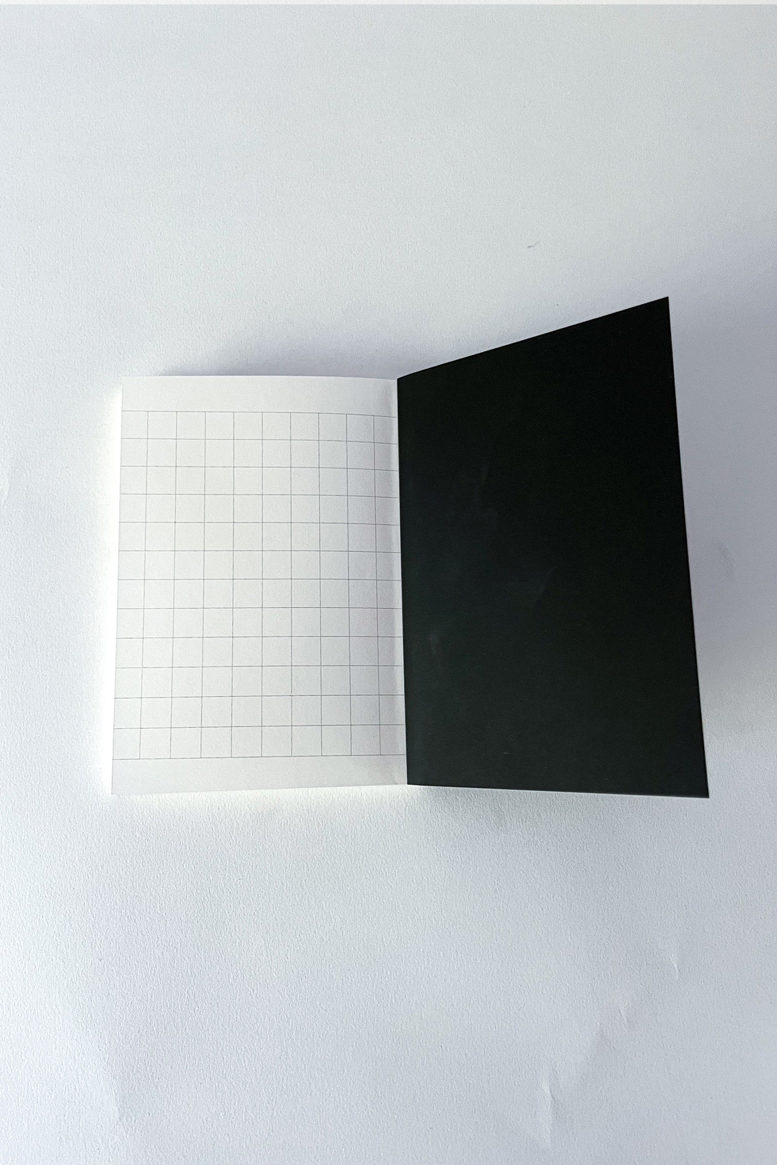 מחברת A6 | מאייר יזהר כהן | LOVE OF READING