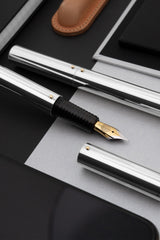 עט נובע מכסף טהור עם ציפורן זהב 18 קראט ומנגנון שאיבת דיו ייחודי   | מהדורה מוגבלת   DESIGN C | OTTO HUTT
