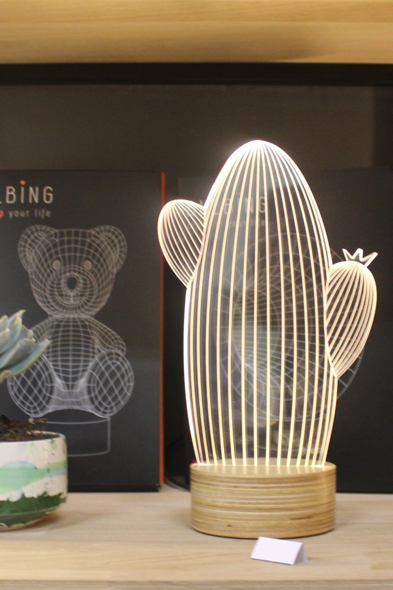 מנורת לד לשולחן | דגם קקטוס