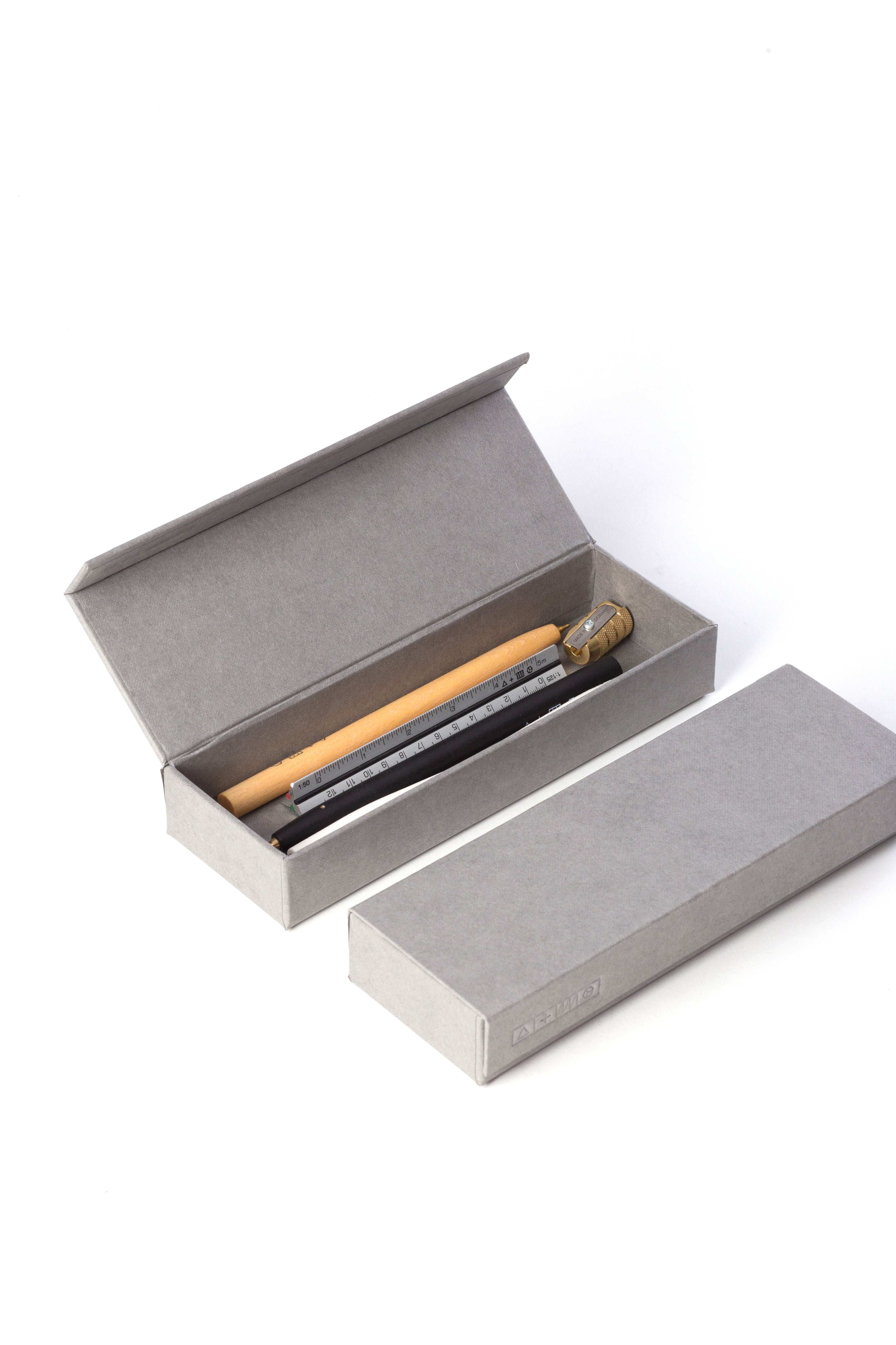 קלמר קרטון קשיח-דגם אסטריד