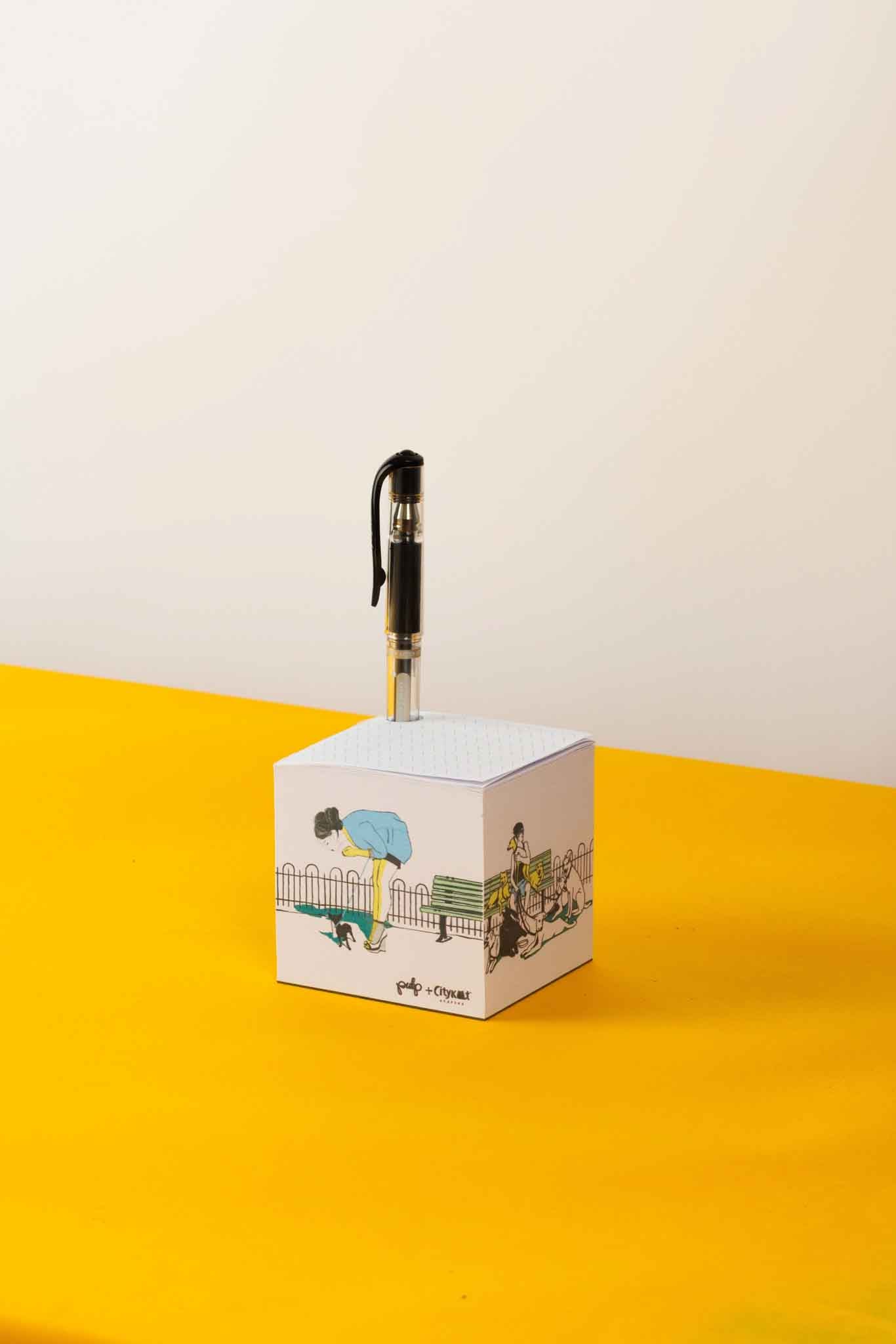 קוביית נייר לבנה מאוירת ע״י סיטיקט סטורי-שדרות רוטשילד צבעוני