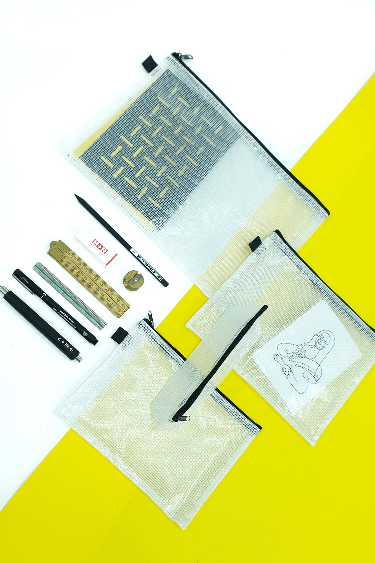 תיקיית רשת לבנה למסמכים