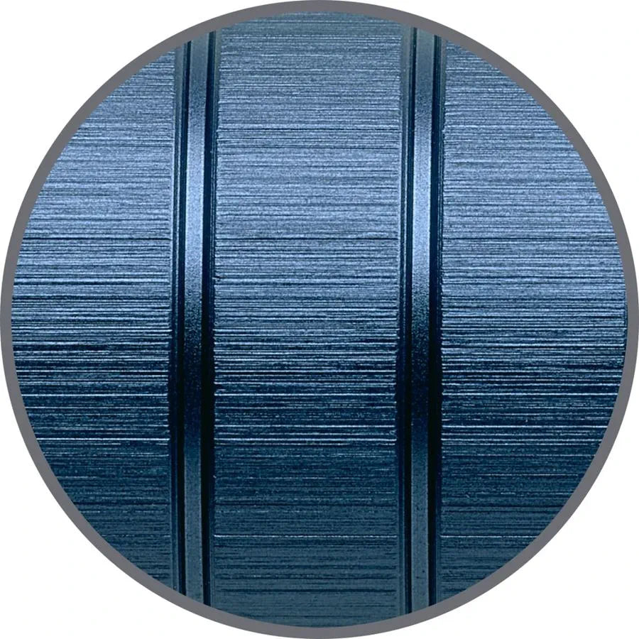 עט נובע כחול יוקרתי של פאבר קסטל מסדרת ESSENTIO ALUMINIUM BLUE