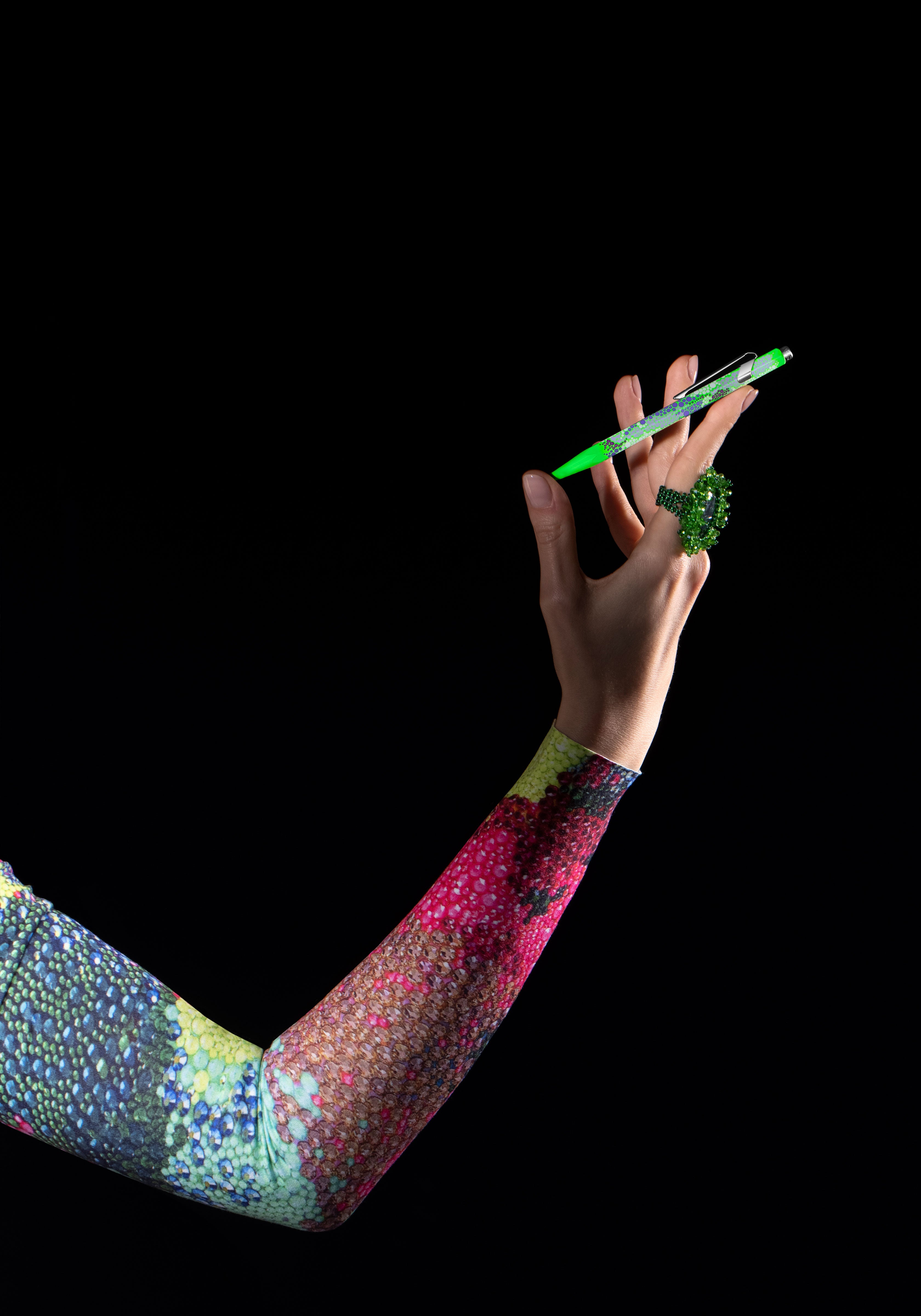 עט כדורי ירוק ניאון | Caran D'Ache + Germanier 849