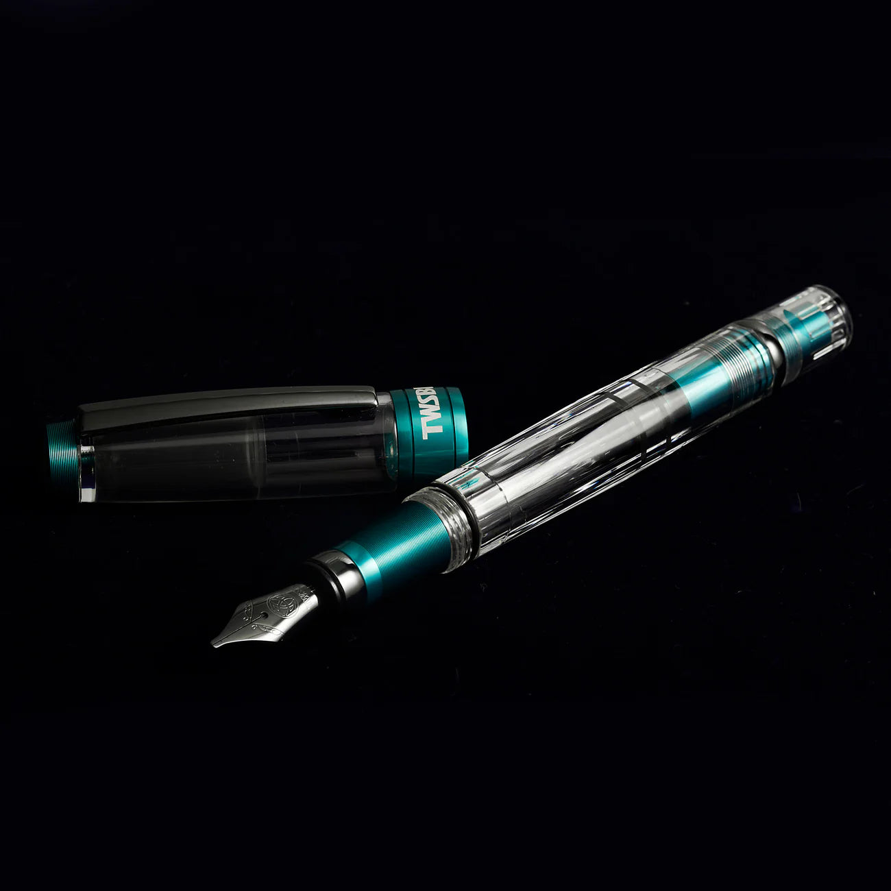 עט נובע מאלומיניום כחול קריבי | TWSBI Diamond 580ALR Caribbean