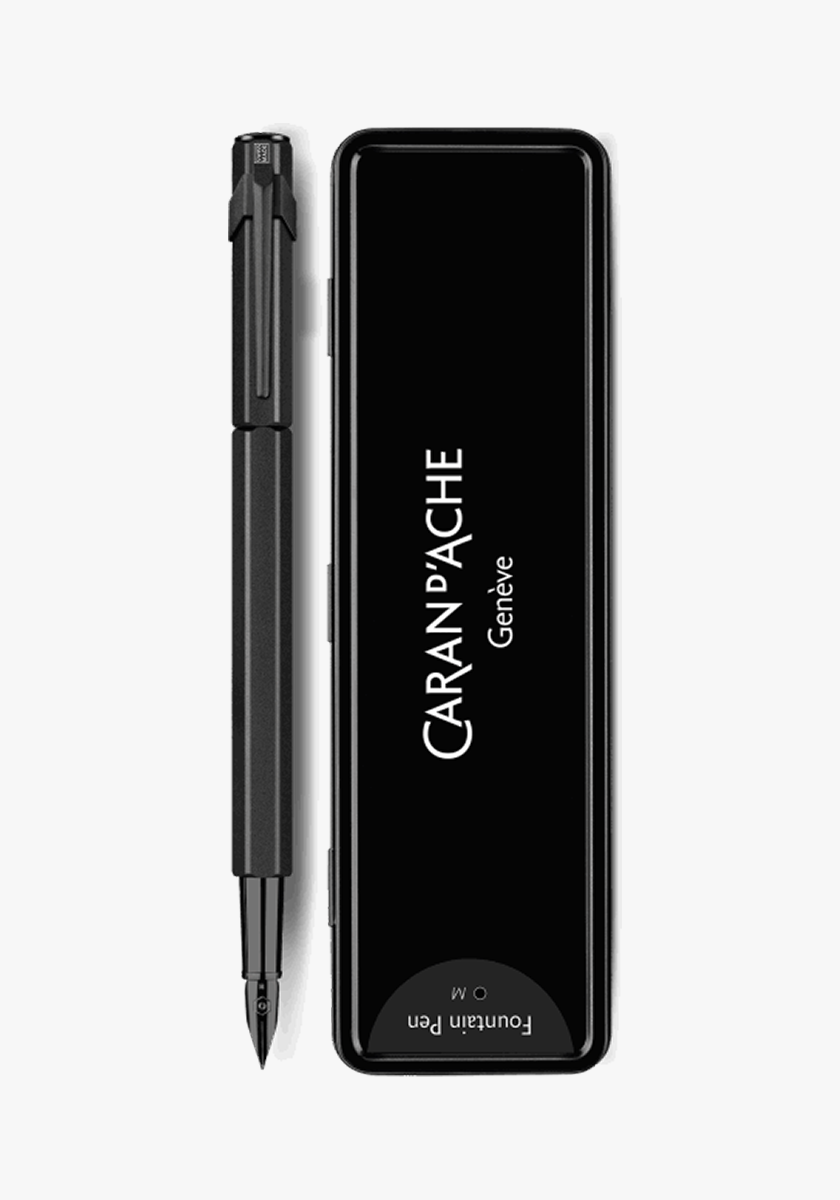 עט נובע יוקרתי שחור | Caran D'Ache 849 BLACK CODE Fountain Pen