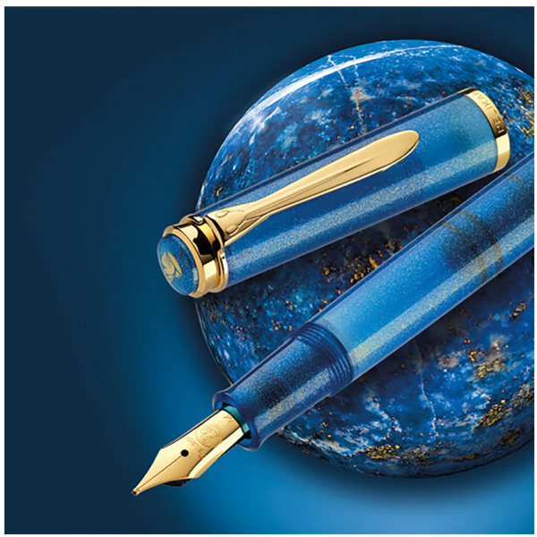 עט נובע GOLDEN LAPIS  | מהדורה מיוחדת | צבע השנה |  Pelikan Classic M200