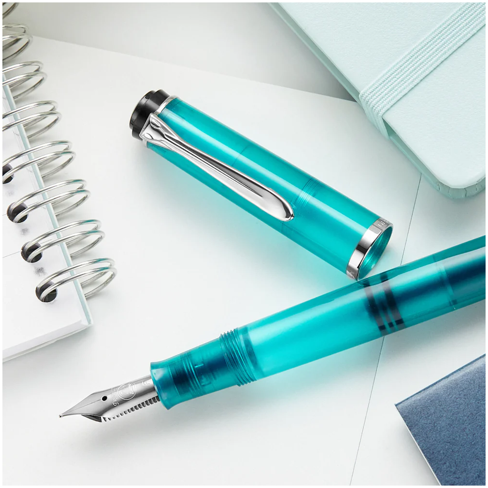 עט נובע ירוק אפטיט | מהדורה מיוחדת |    Pelikan Classic M 205