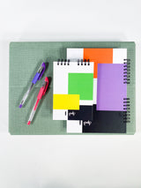 מארז באוהאוס  | מוסיפים צבע לשולחן העבודה