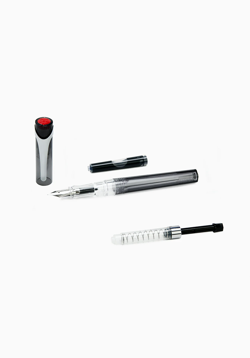 עט נובע אפור מעושן + 10 מחסניות דיו  | TWSBI Swipe Smoke