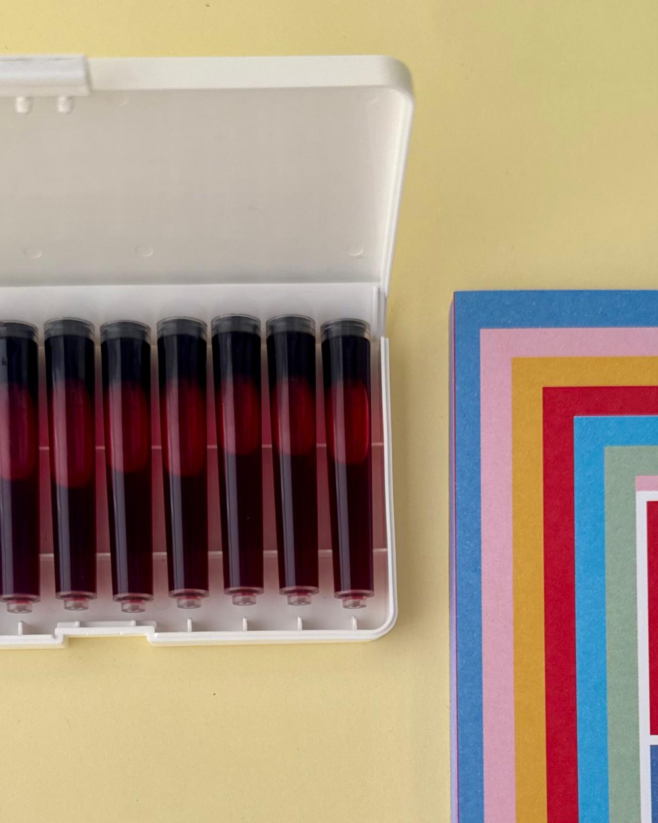 FOR COLORFUL MINDS | מארז מתנה לאנשים צבעוניים במיוחד