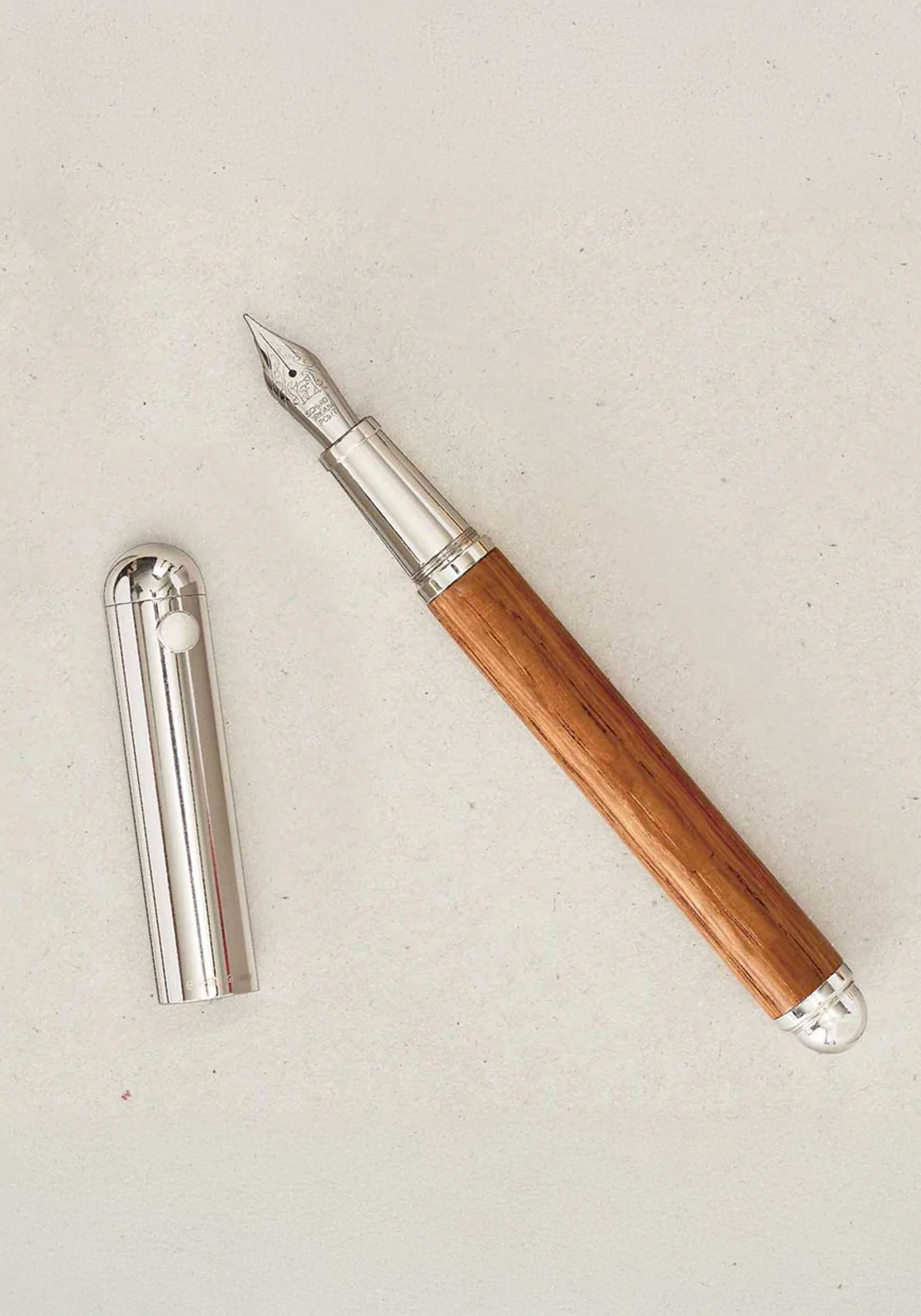 עט נובע יוקרתי מעץ אלון | E+M Contract Oak Platinum