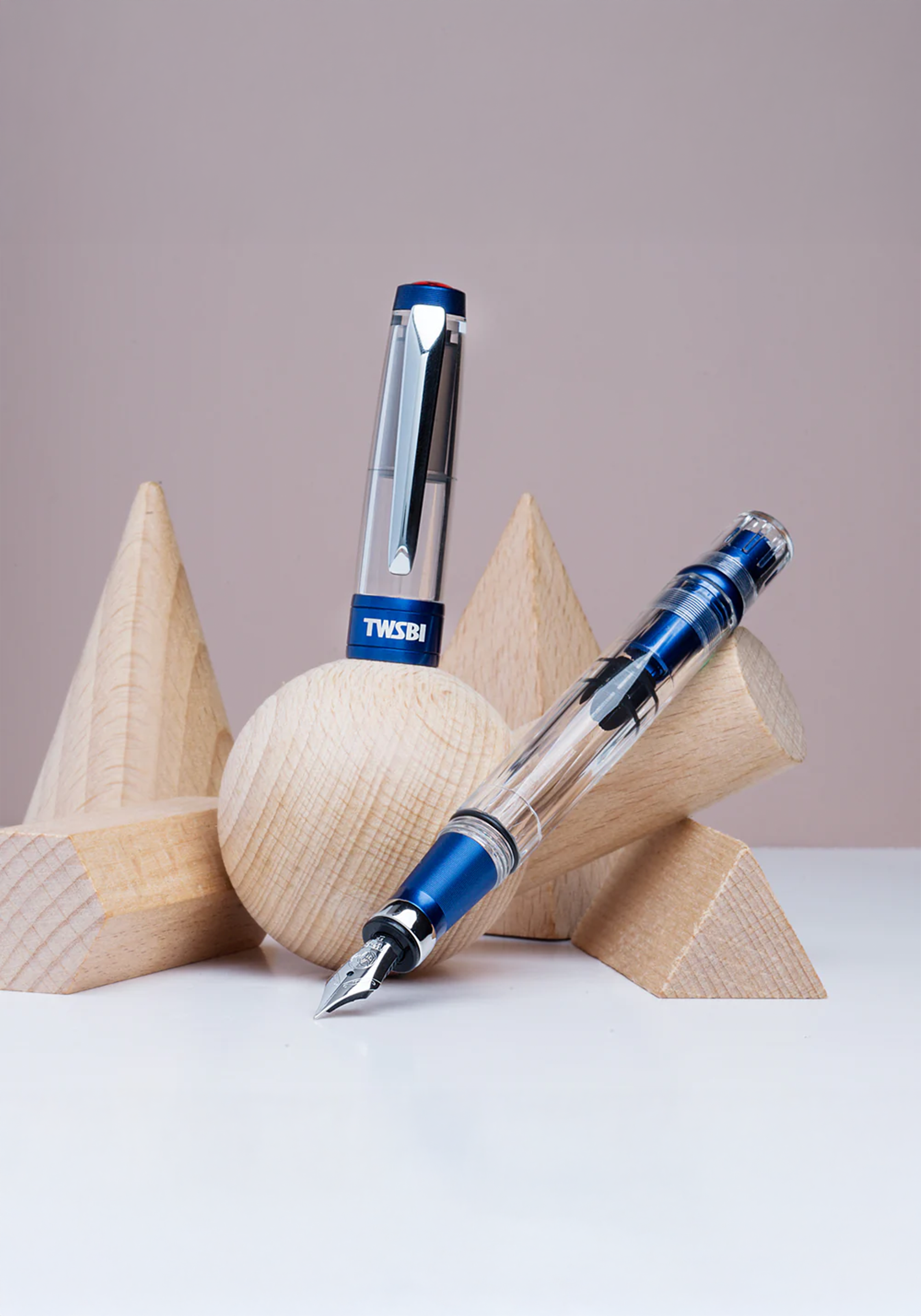 עט נובע כחול נייבי | TWSBI Diamond 580AL Navy Blue