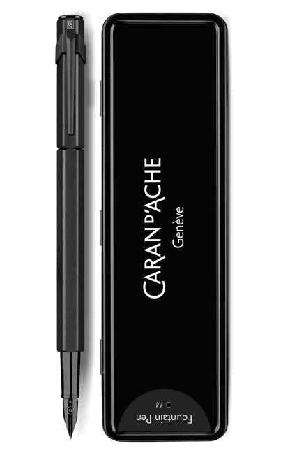 עט נובע יוקרתי שחור מהסדרה השחורה |  Caran D'Ache Fountain Pen 849 BLACK CODE