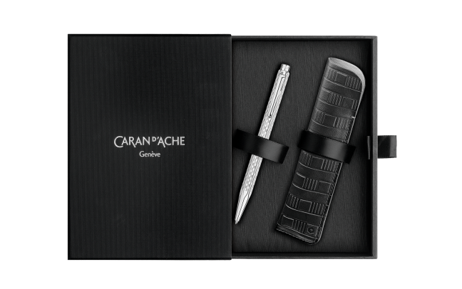 עט כדורי יוקרתי אקרידור דמקה | Caran D'Ache Ballpoint Pen Ecridor Damier Grey Silver