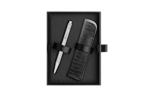 עט כדורי יוקרתי אקרידור דמקה | Caran D'Ache Ballpoint Pen Ecridor Damier Grey Silver