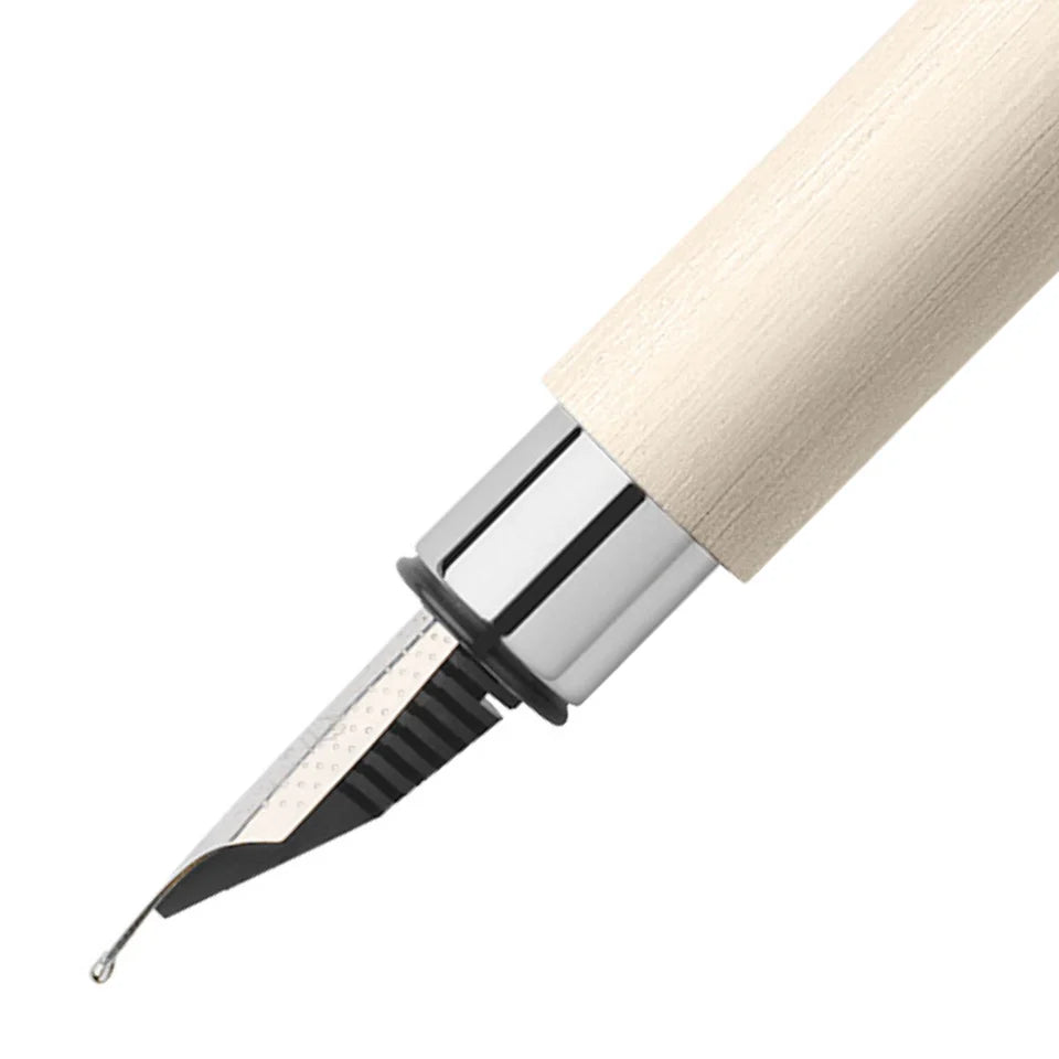 עט נובע יוקרתי בעובי B לבן בשילוב כרום מבריק   | Faber Castell Ambition Cinematic White