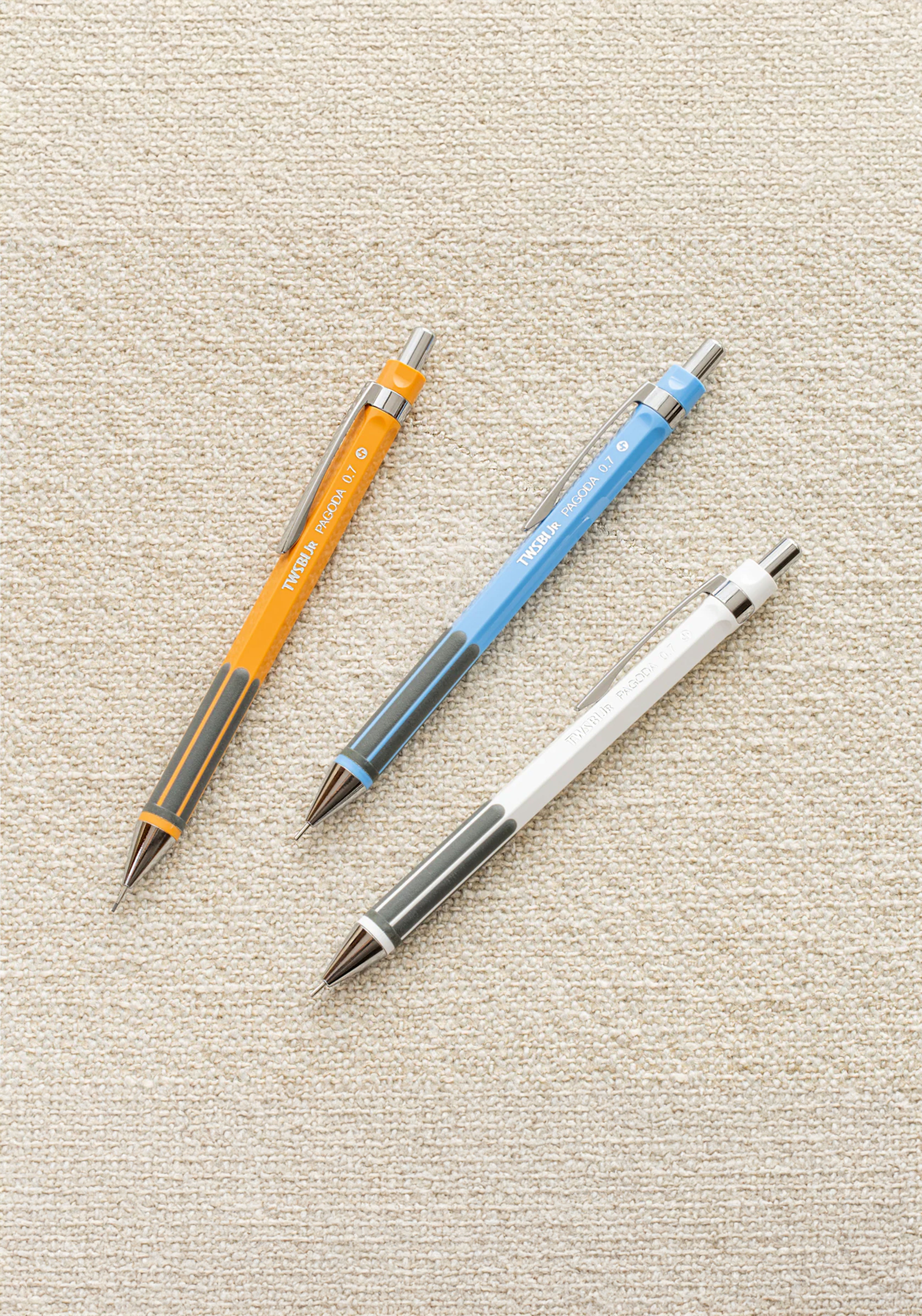 עיפרון מכני 0.5 מ"מ משושה לבן עם פסים | TWSBI Jr Pagoda White