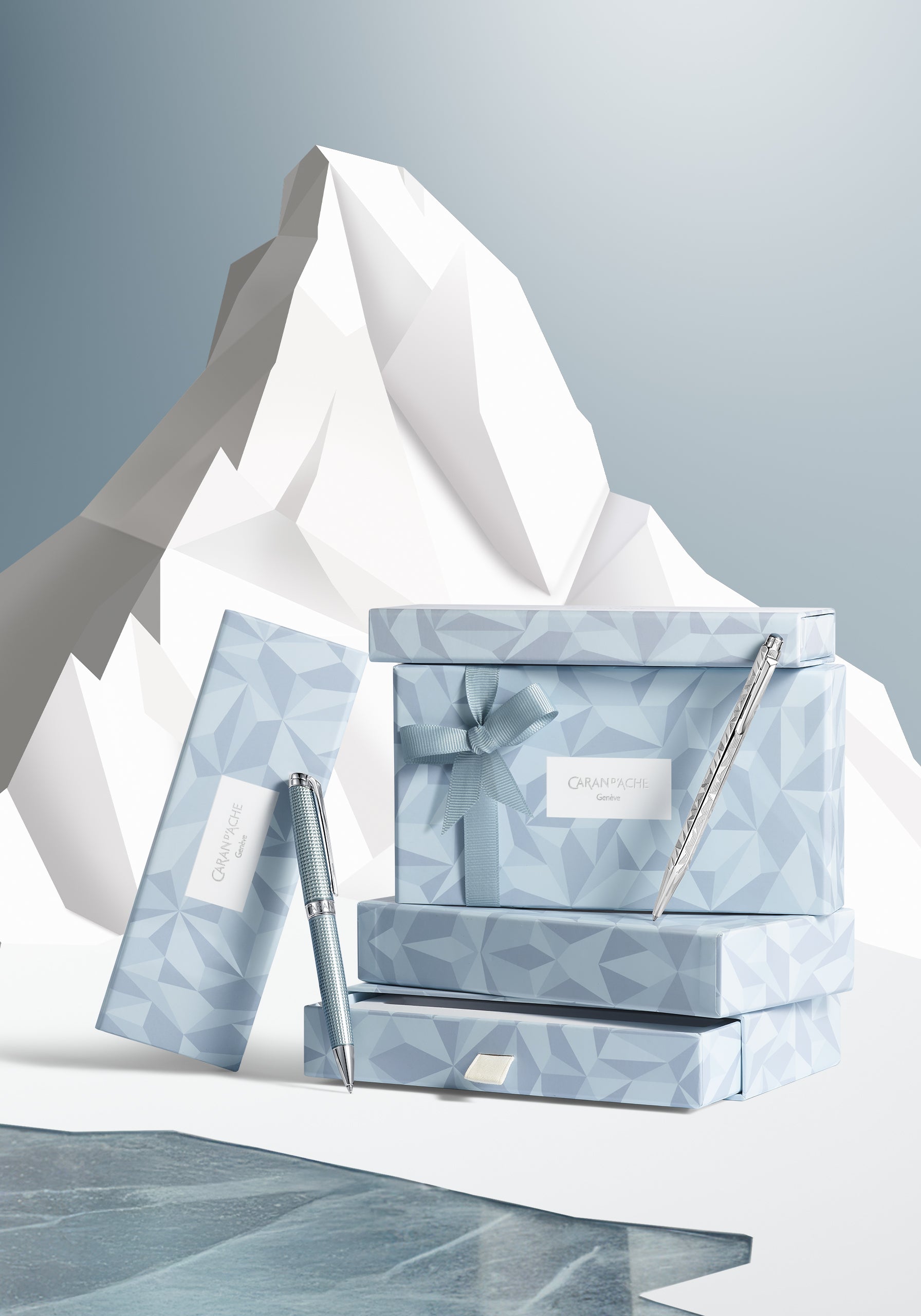 עט כדורי יוקרתי מסדרת אקרידור | ECRIDOR ALPINE FROST | Caran d'Ache