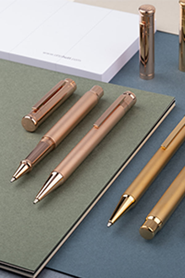 עט נובע בגימור זהב ורוד 18 קראט   | DESIGN 04 | OTTO HUTT