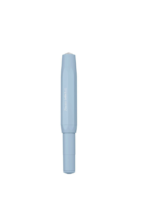 עט נובע קומפקטי| גוף פלסטיק בצבע תכלת-אפור.  Kaweco collection