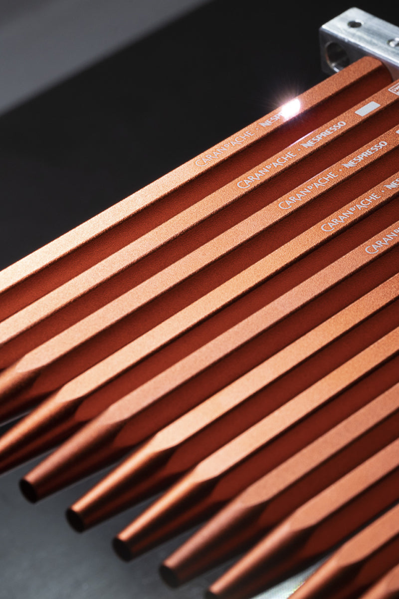 סט עפרונות  ממוחזרים של  קראנדש בשיתוף נספרסו Caran d'Ache