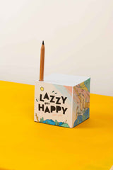 קוביית נייר לבן מאויירת | העצלן | LAZZY BUT HAPPY | מאייר ארז שמח | EREZOO