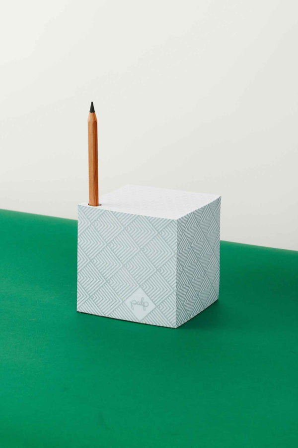 קוביית נייר ממו לבנה גאומטרית עיצוב פאלפ